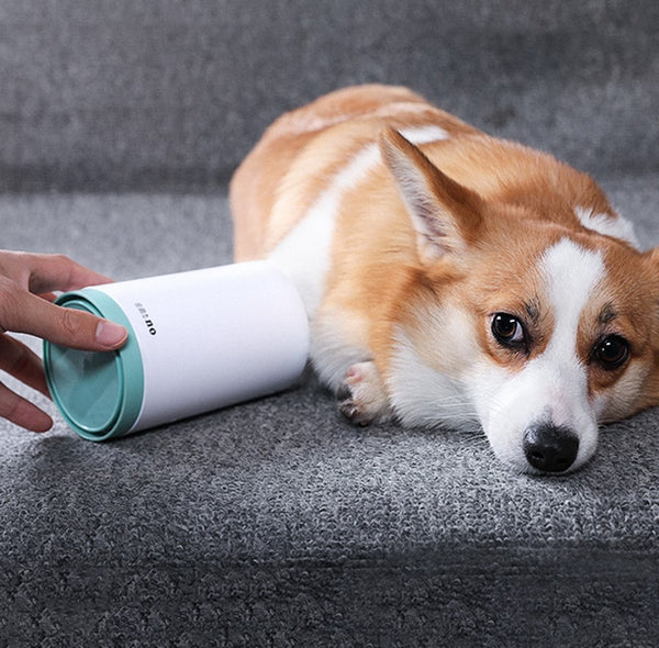 Portable Silicone Pet Paw Cleaner Cup with Soft Comb for Easy Paw Cleaning